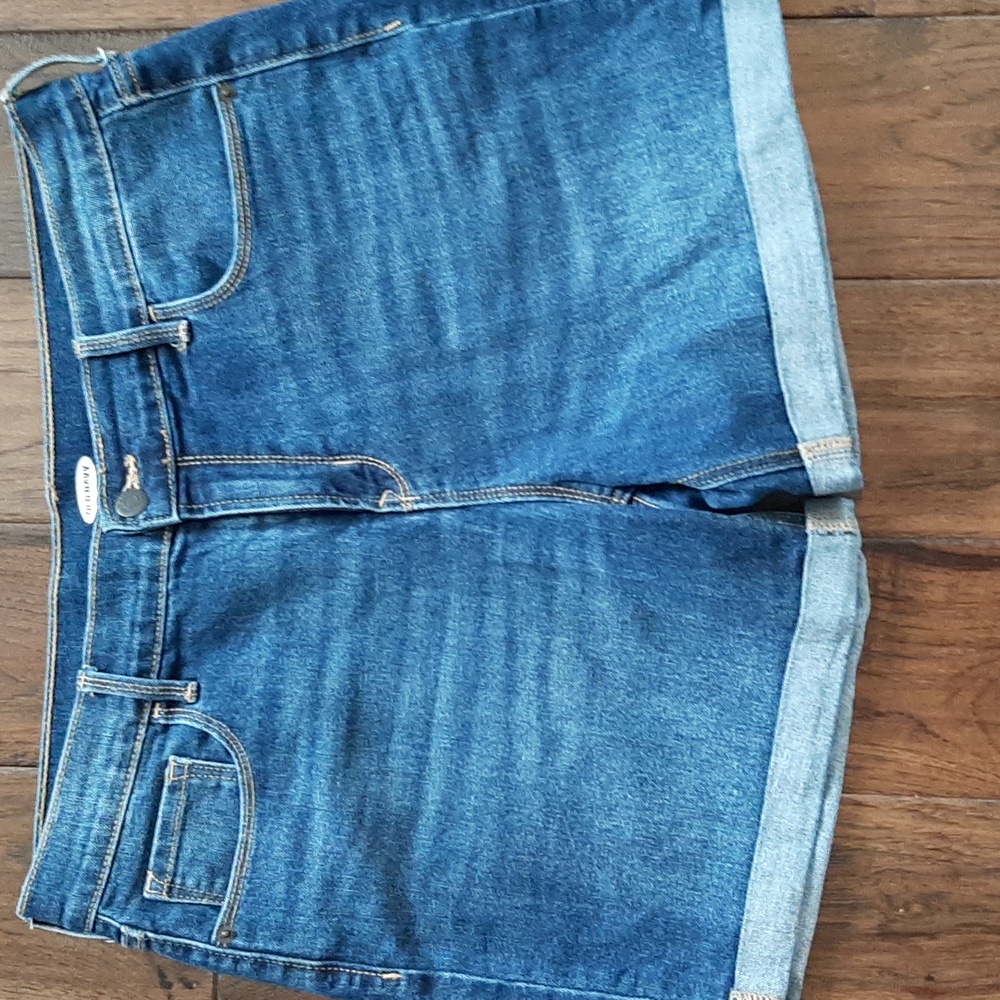 Old Navy women's jean shorts- 12